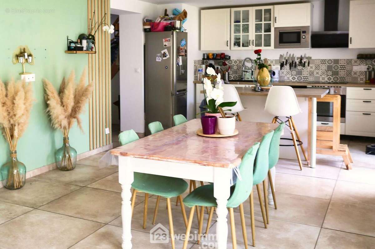 Maison 131 m² à Saint-Sauveur-D'aunis  - photo 31