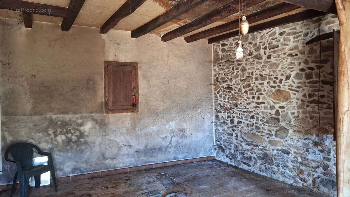 Maison de hameau à renover 16310 - photo 10
