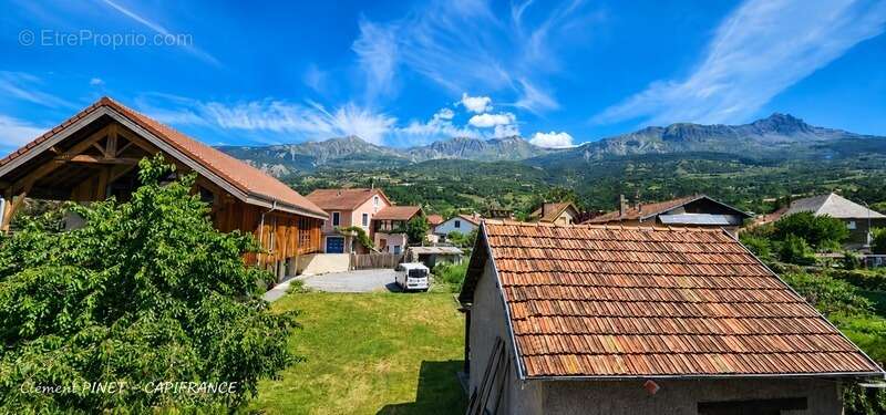 Appartement à CHORGES