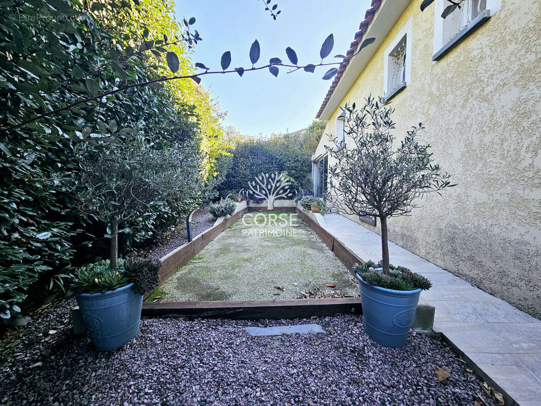 Maison à SOLARO