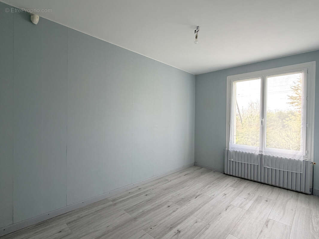 Maison à BUXEROLLES