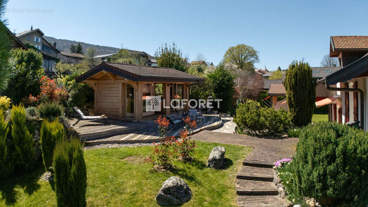 Maison Neuvecelle 8 pièces 189.72m² au calme - photo 5