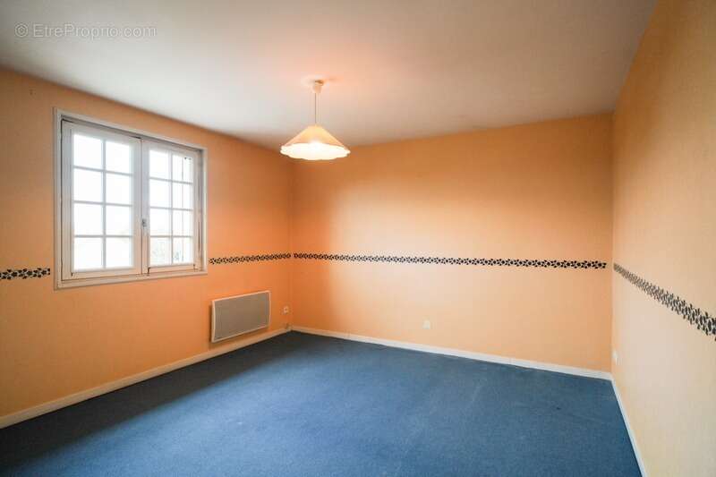 Maison à SAINT-CYR-SUR-MENTHON