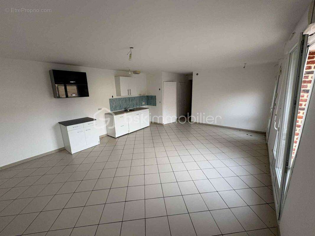 Appartement à DROCOURT