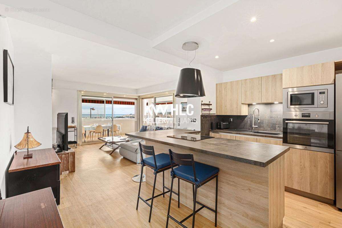 Appartement 4 pièces avec vue Port Vauban, mer et montagnes – Antibes - photo 2
