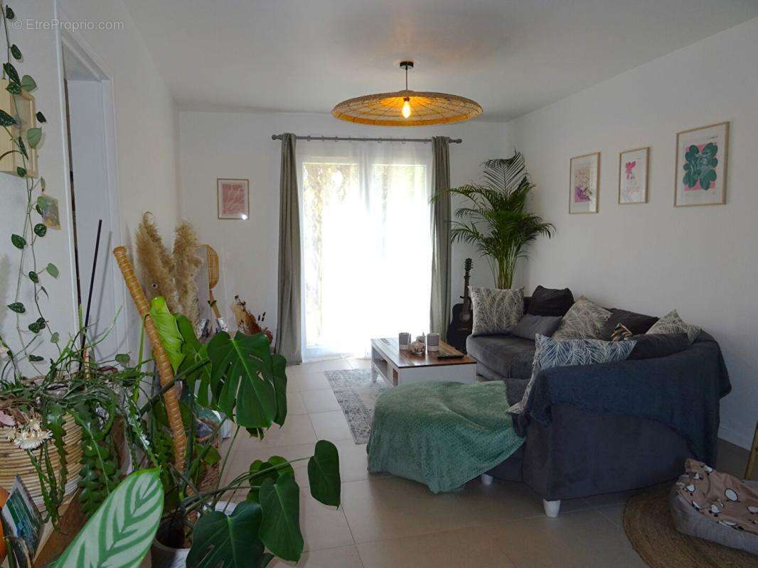 Maison à SAINT-PIERRE-DU-MONT