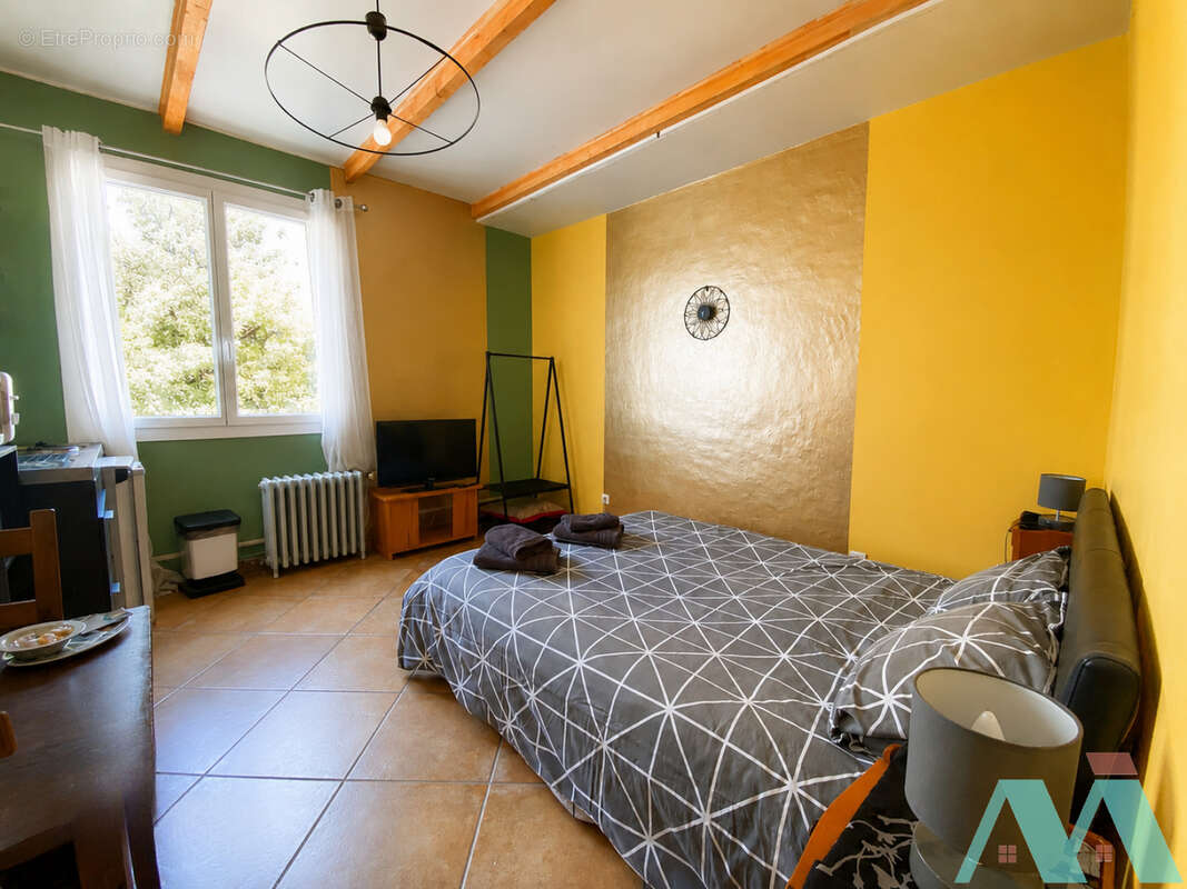 Propriété 11 pièces 390m2 sur terrain de 7000m2 - photo 7