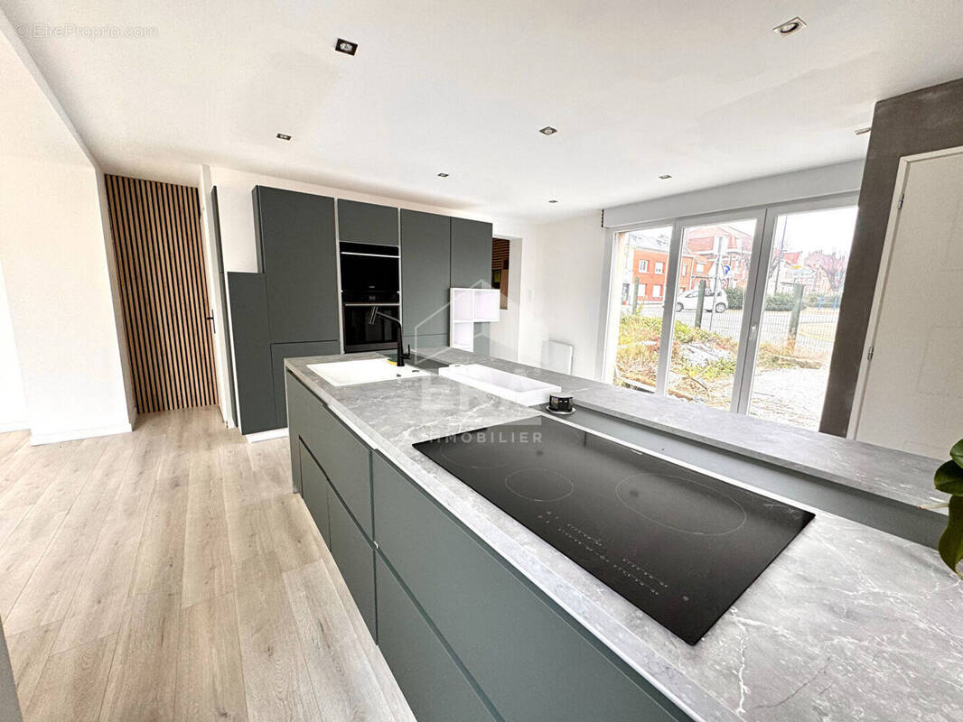 Maison à PONT-A-VENDIN