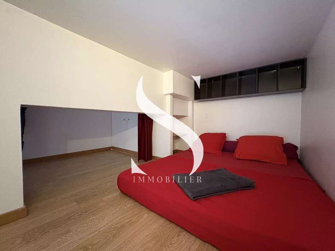 Appartement à VALLAURIS