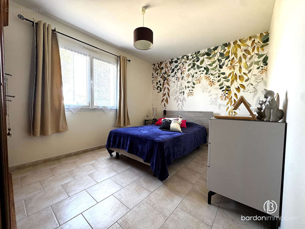 Maison 5 pièces - 95 m2 - Proche commodités Challans - photo 7