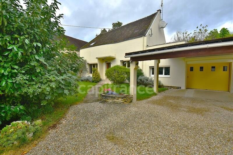 Maison à BELLECHAUME