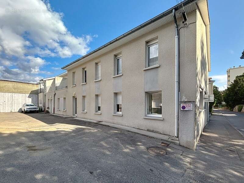 Appartement à BOURGOIN-JALLIEU