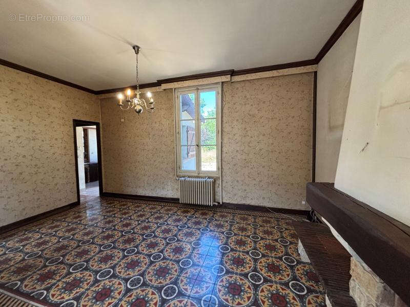 Proche nogent le roi - maison ancienne - photo 6