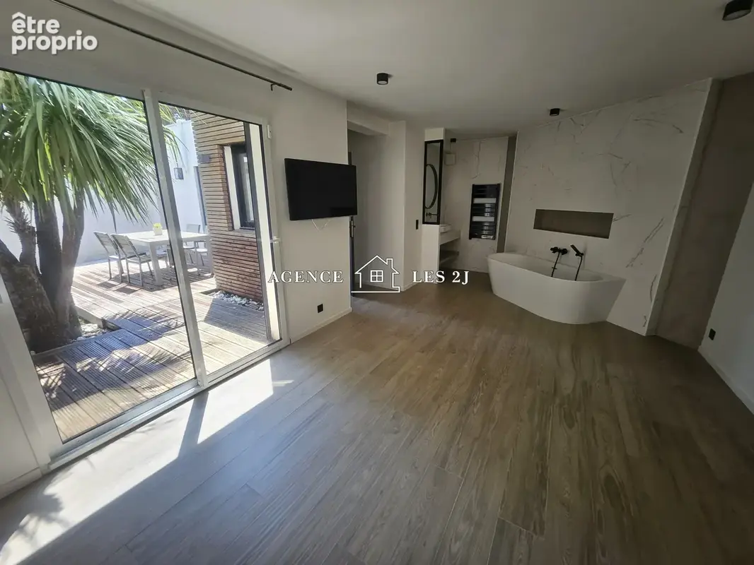 EXCLUSIVITÉ   Maison de plain-pied avec patio   Beaumont 13012 - photo 4