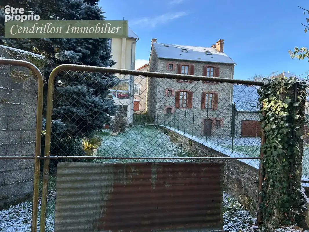 Ensemble de deux maisons de bourg avec garage et hangar - photo 19