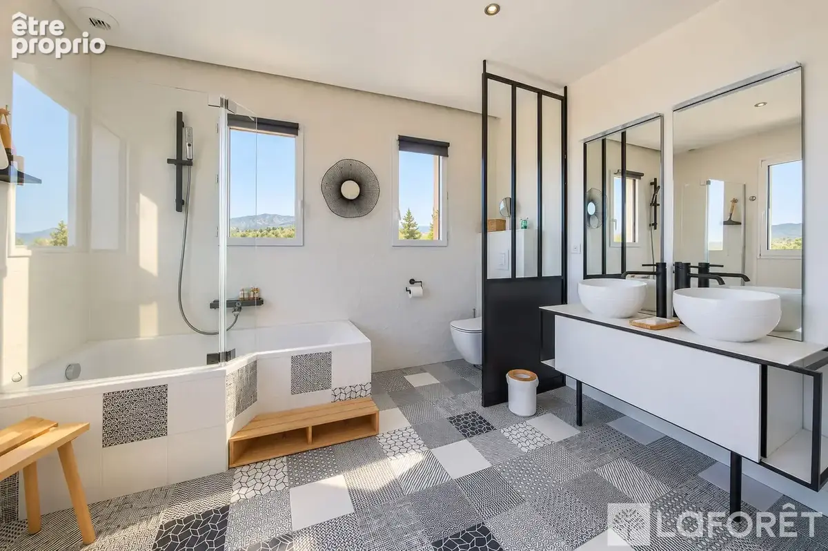 Villa contemporaine d'exception avec piscine vue mer et montagnes - photo 13