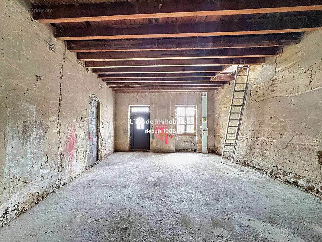 Appartement à RILLIEUX-LA-PAPE