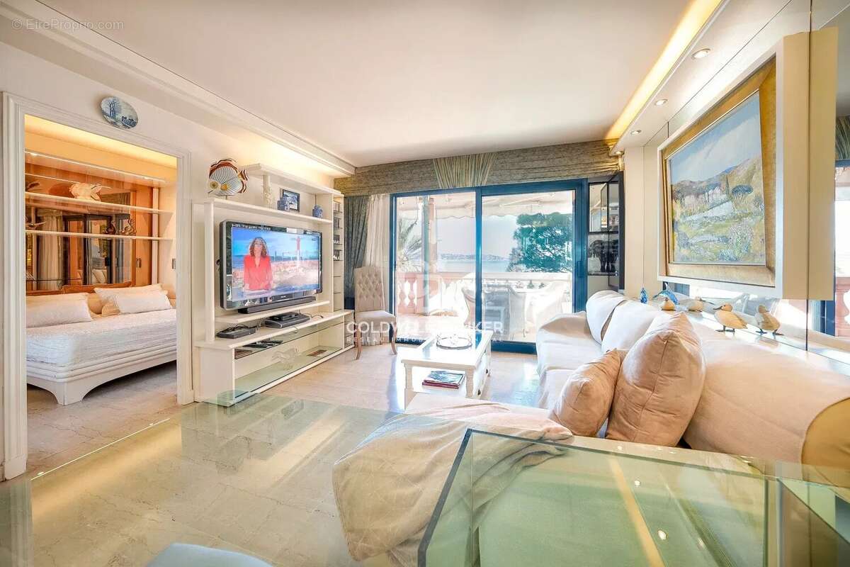 Appartement à THEOULE-SUR-MER