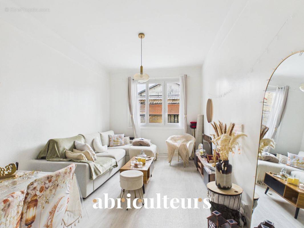 Appartement à ASNIERES-SUR-SEINE