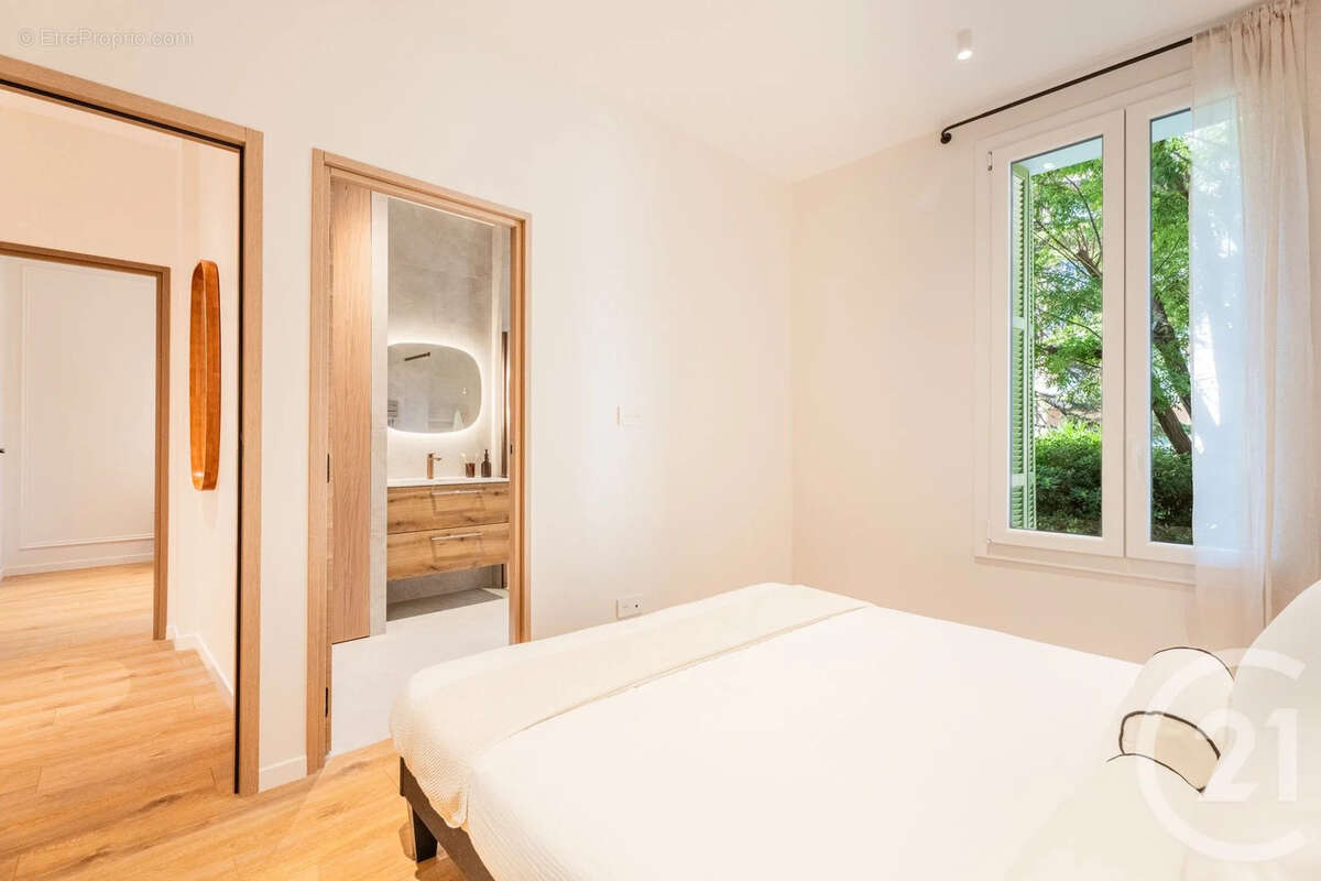 Appartement 70 m² à Nice  - photo 12