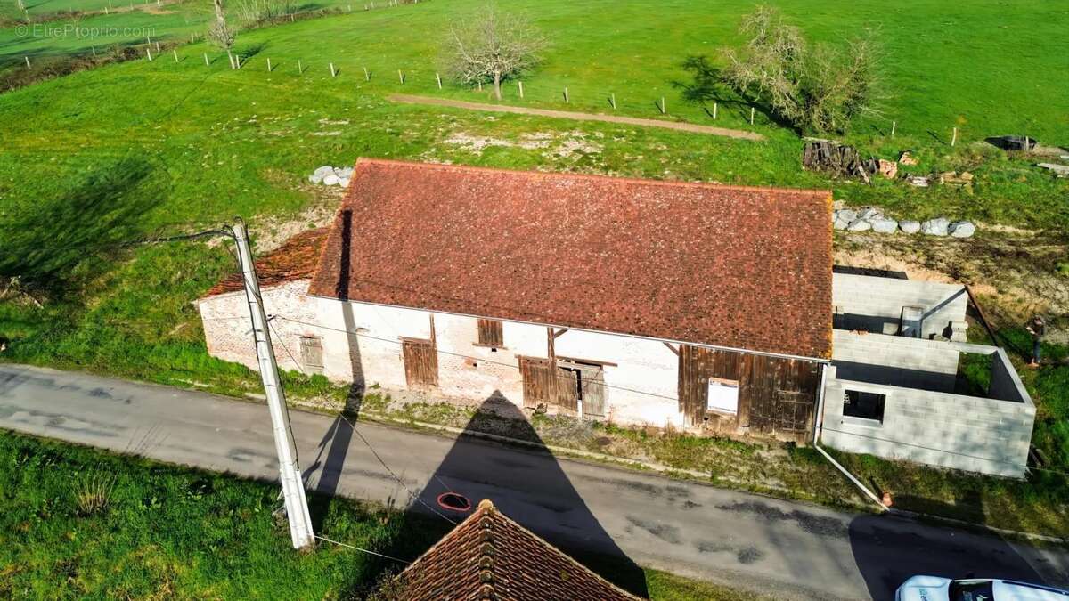 Maison à TOULON-SUR-ALLIER