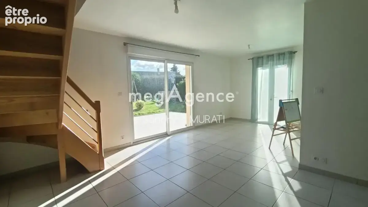 Gesvres - pavillon de 113 m² - 4 chambres - photo 6