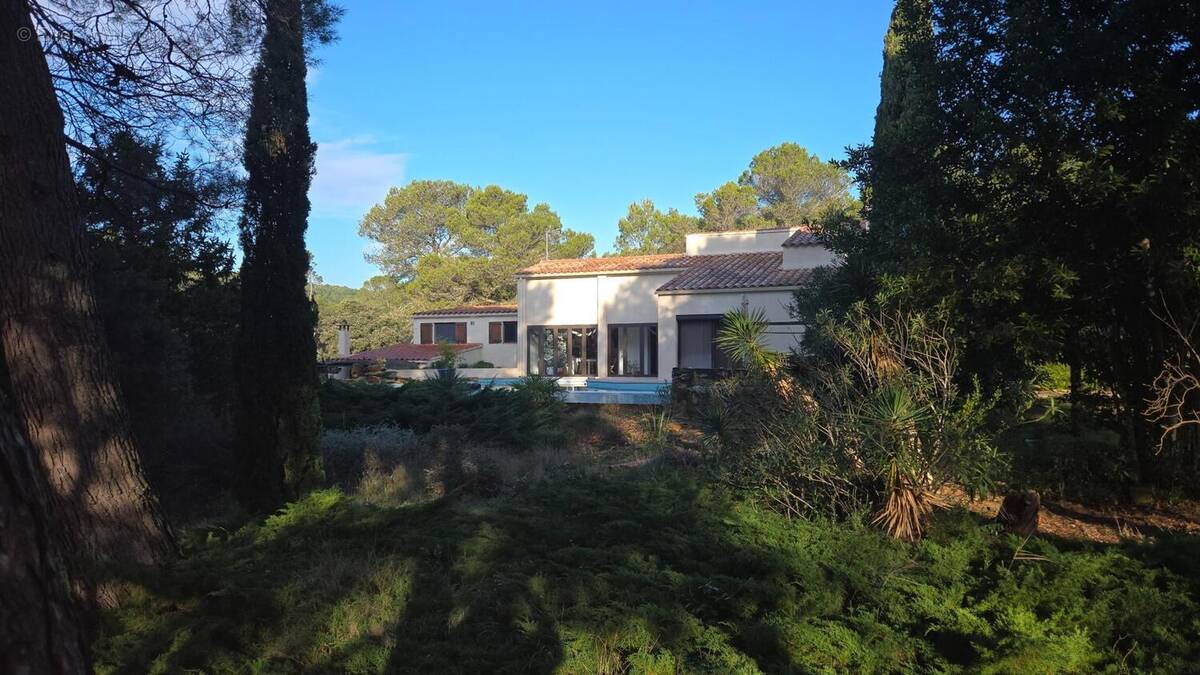 Photo 1 - Maison à UCHAUX