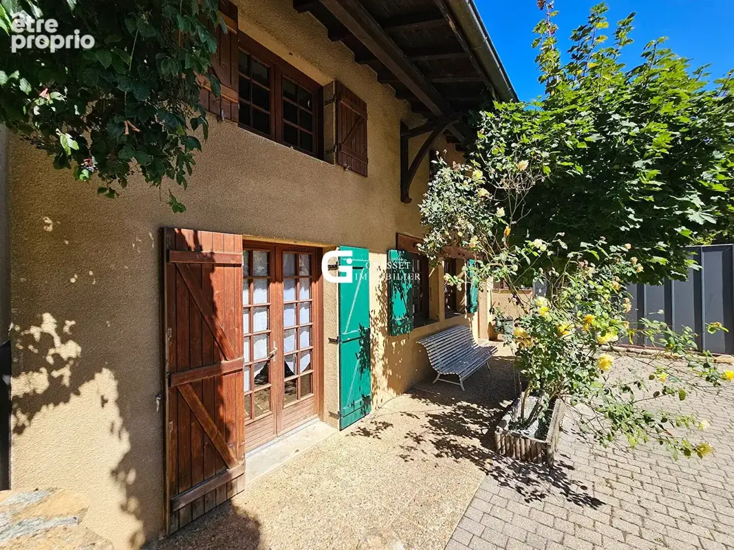 Photo Maison à Izernore au prix de 230 000€