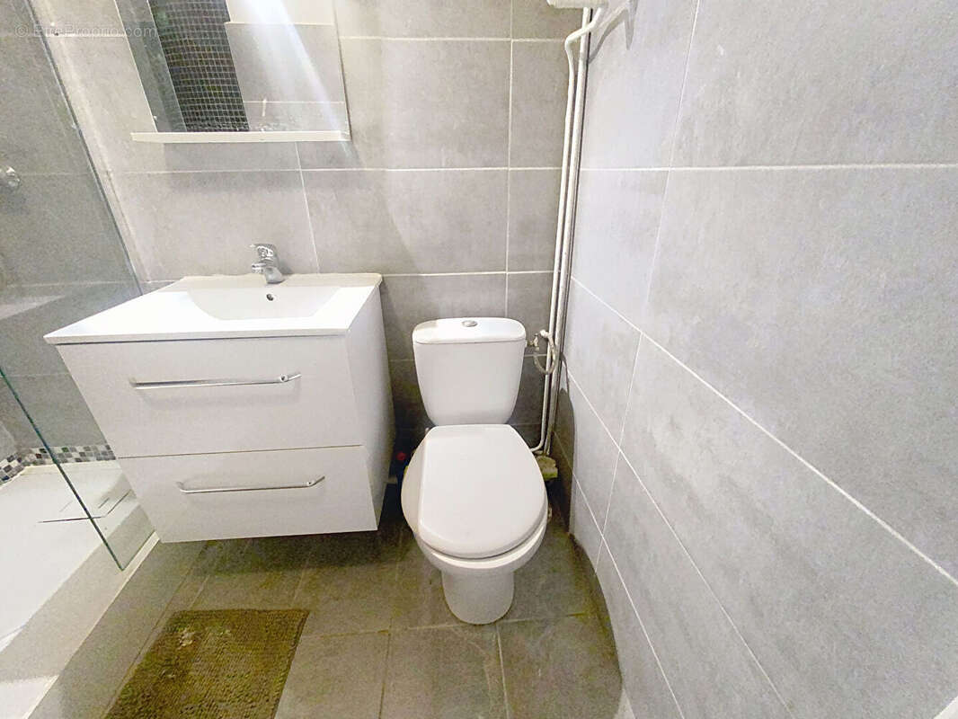 Appartement à PARIS-19E