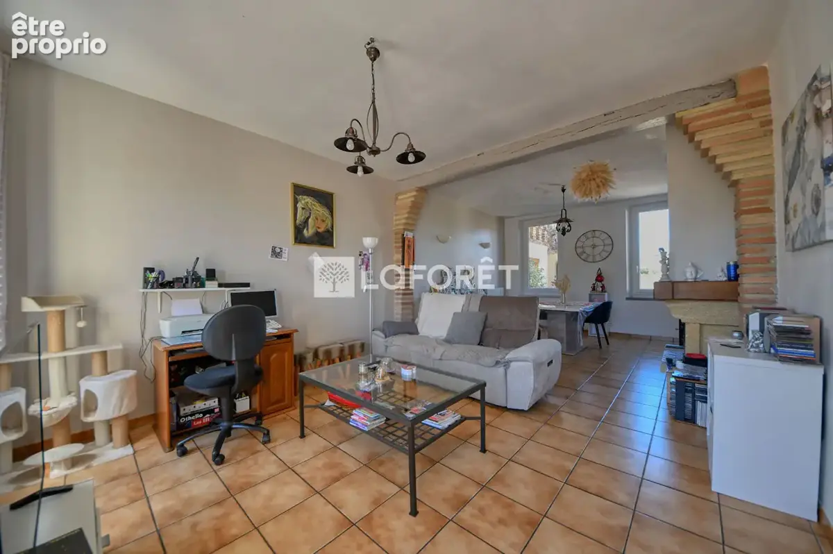 Proche du centre et au calme, maison de 140 m² avec dépendances à vendre à Lisle-sur-Tarn - photo 3