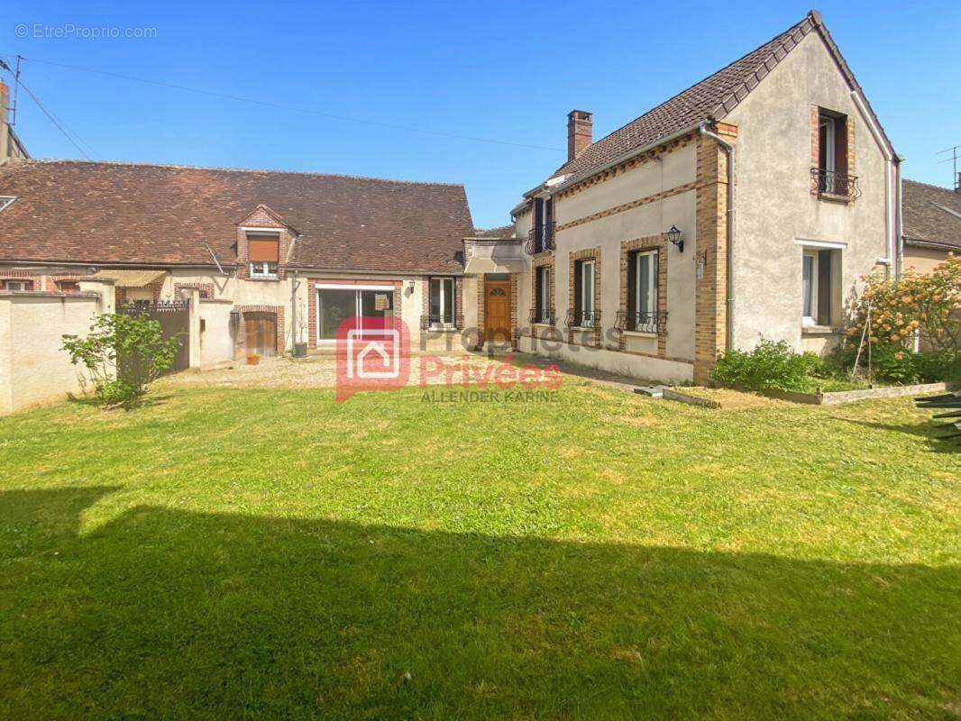 Maison à ETIGNY