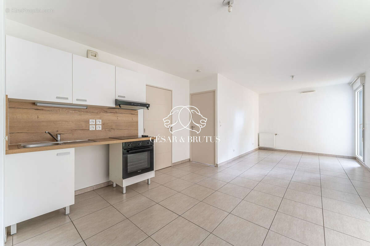 Appartement à LYON-8E