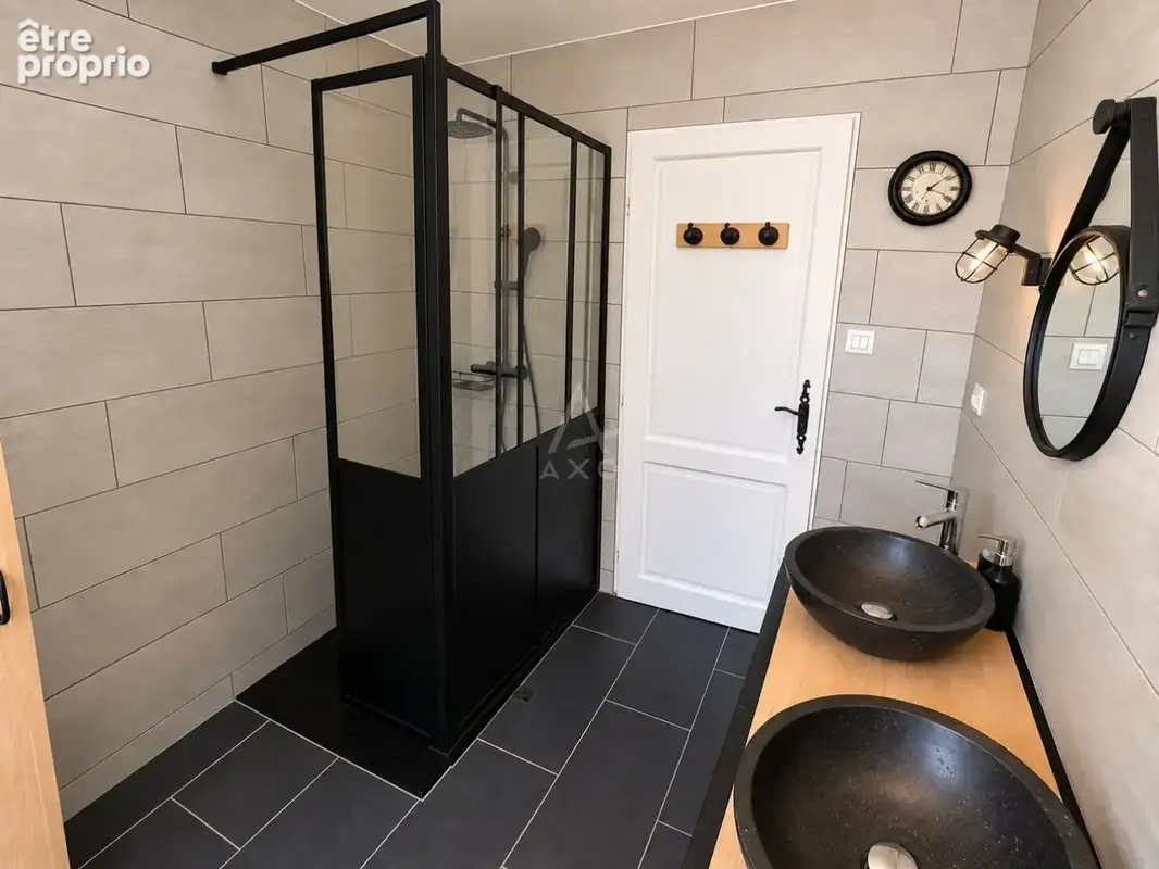 Maison 7 pièces 107 m² à vendre à La Bruffiere (85530) - photo 5