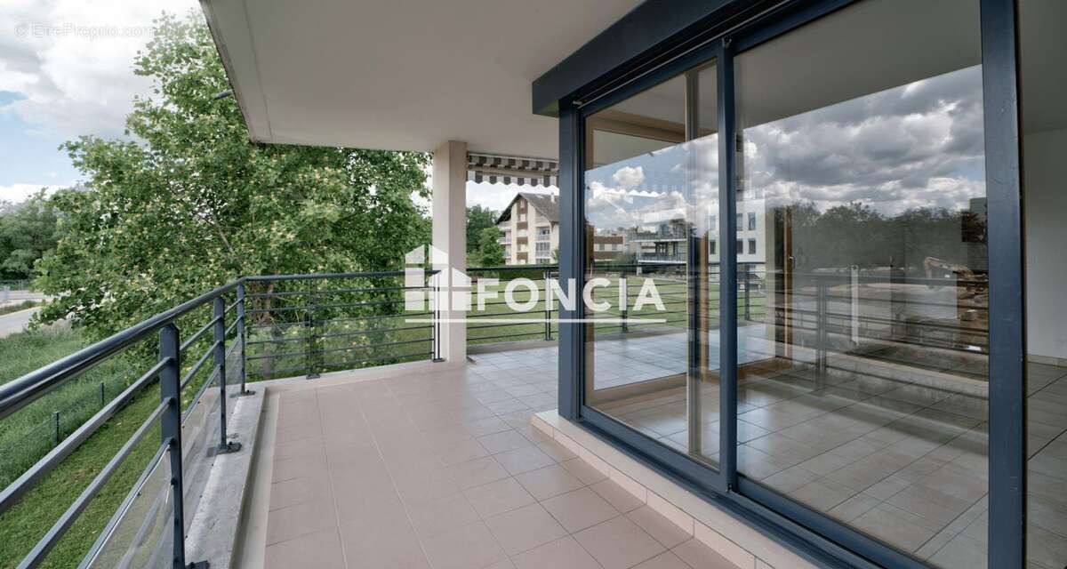 Magnifique T4 au centre de Ferney-Voltaire - photo 2