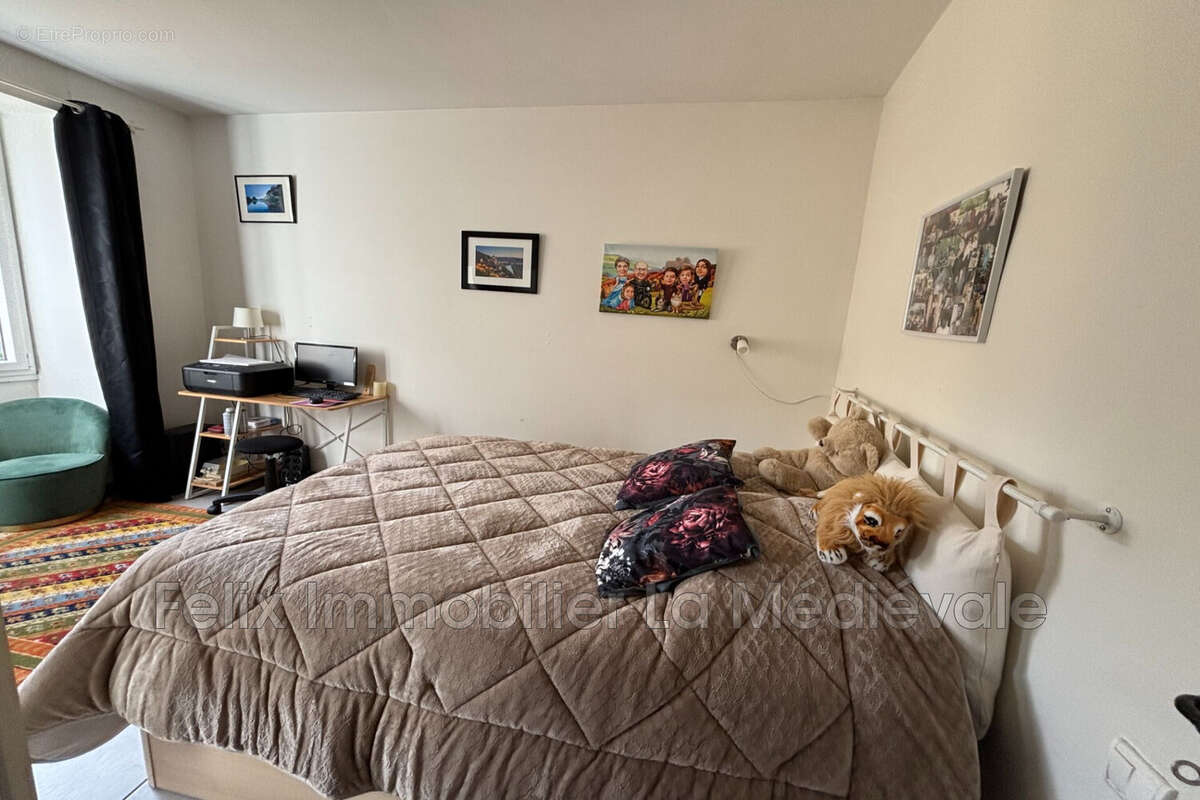 Maison à SALIGNAC-EYVIGUES