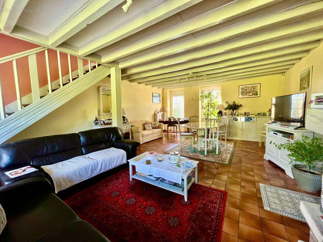 Maison à GARCHIZY