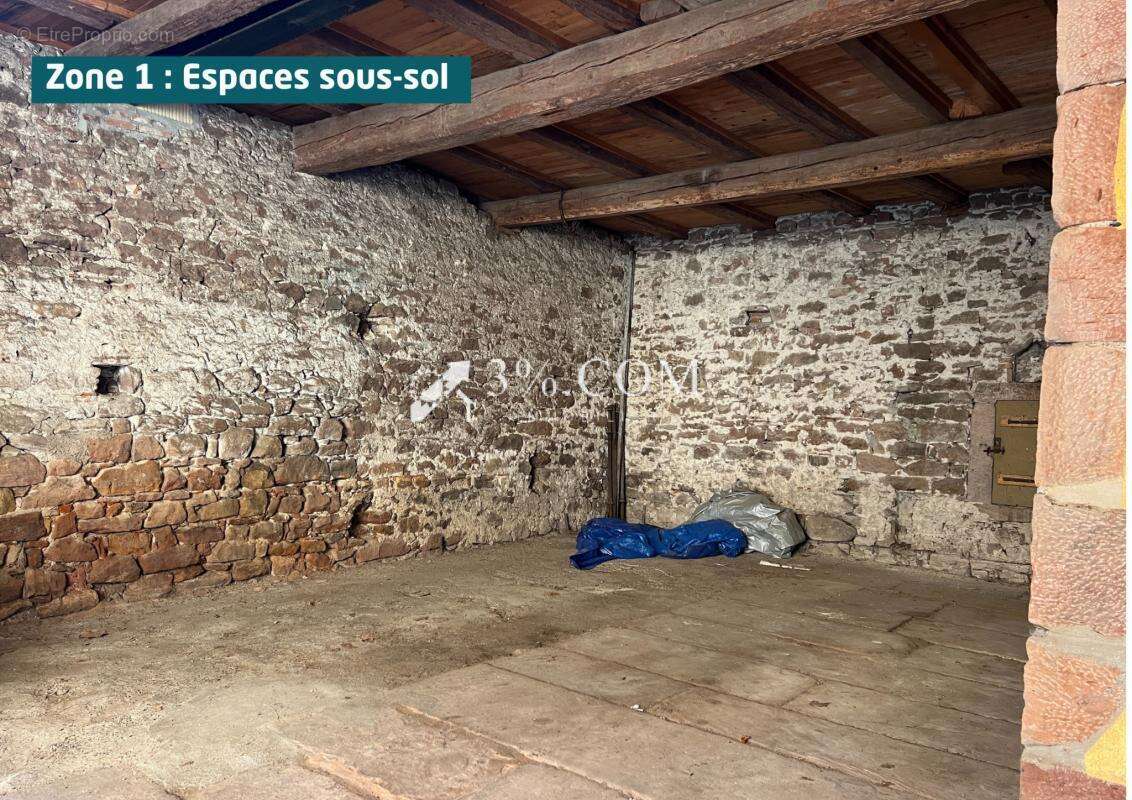 Maison à SAINT-HIPPOLYTE