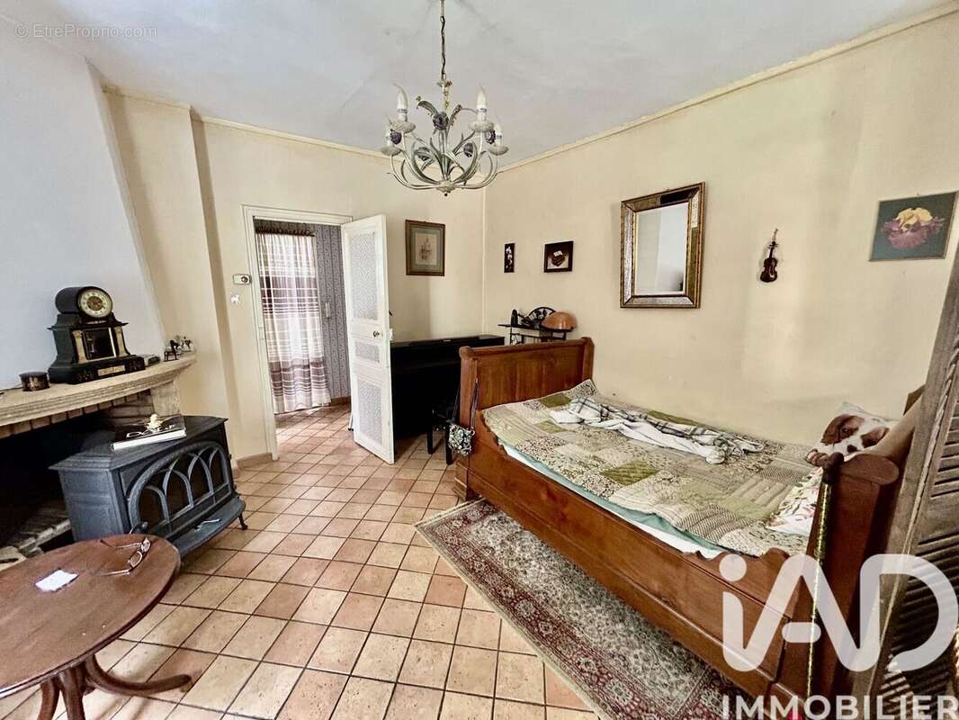 Photo 6 - Maison à URY