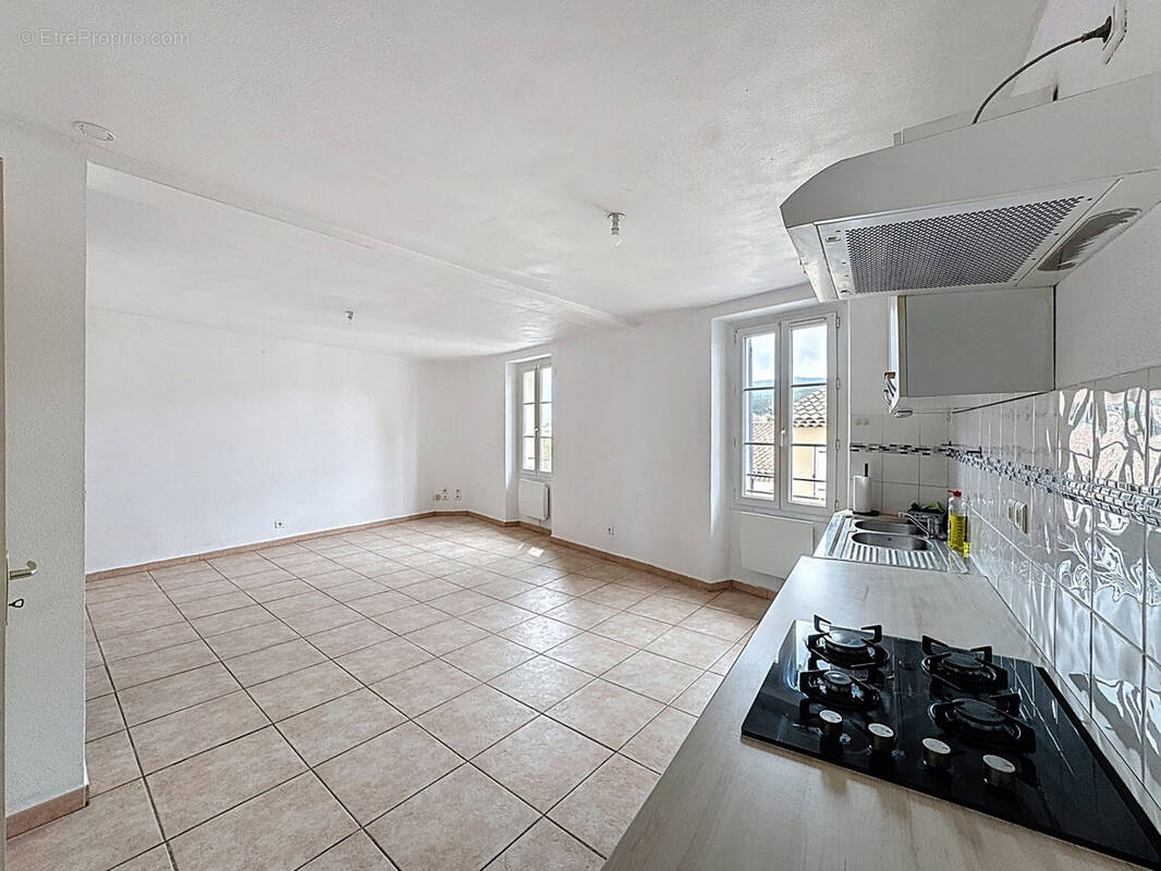 Appartement à TRETS