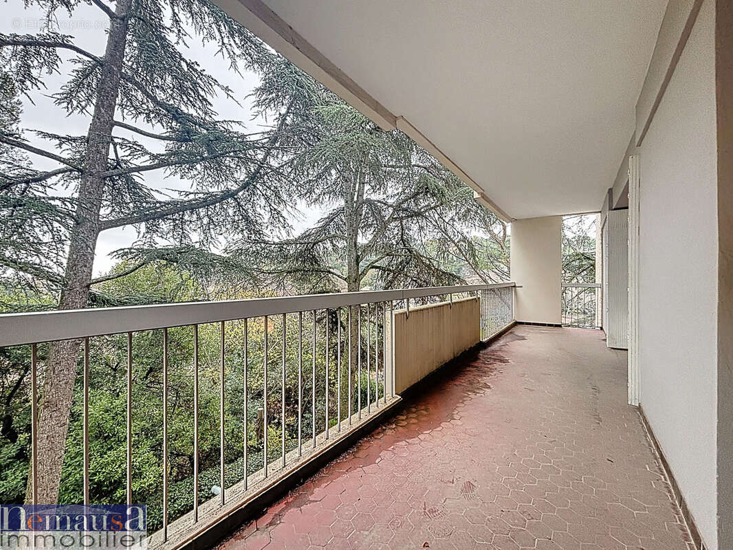 Appartement à NIMES