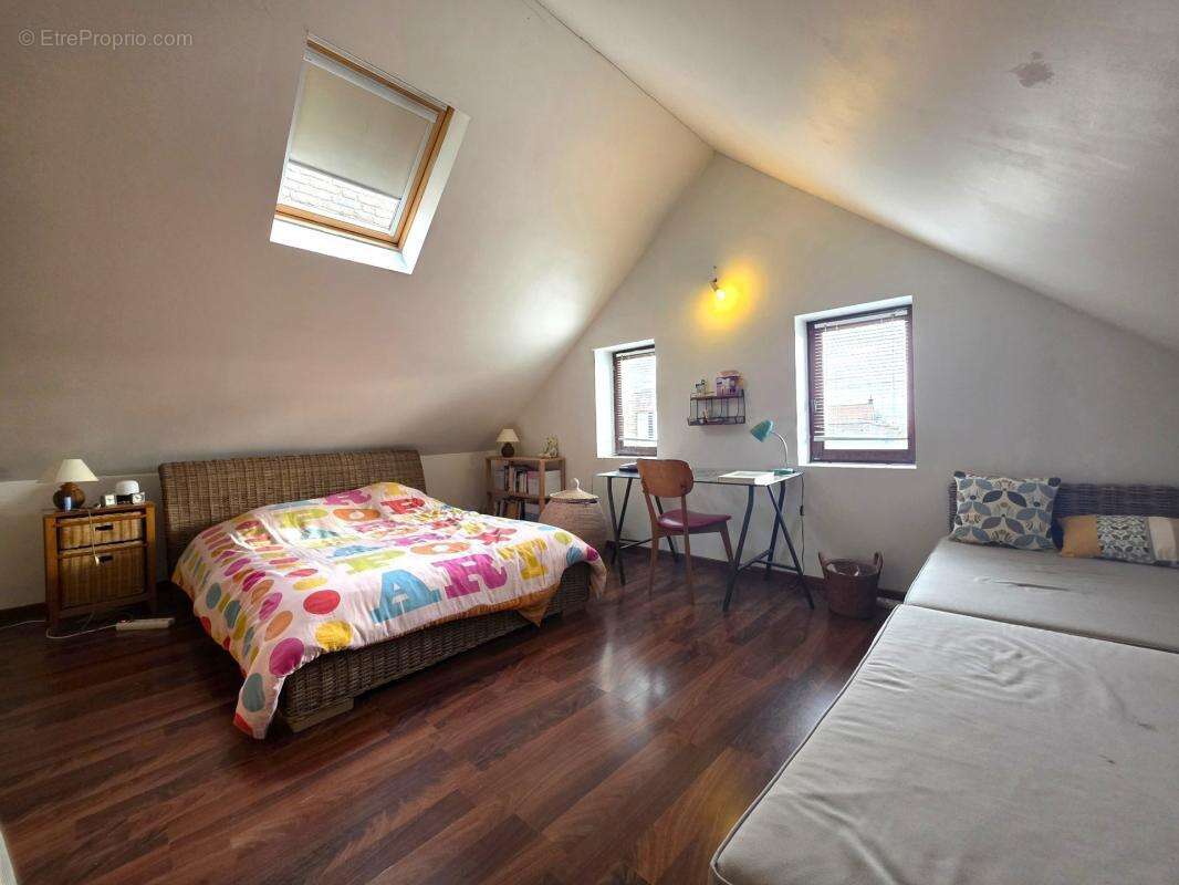 Maison à FONTAINE-AU-PIRE