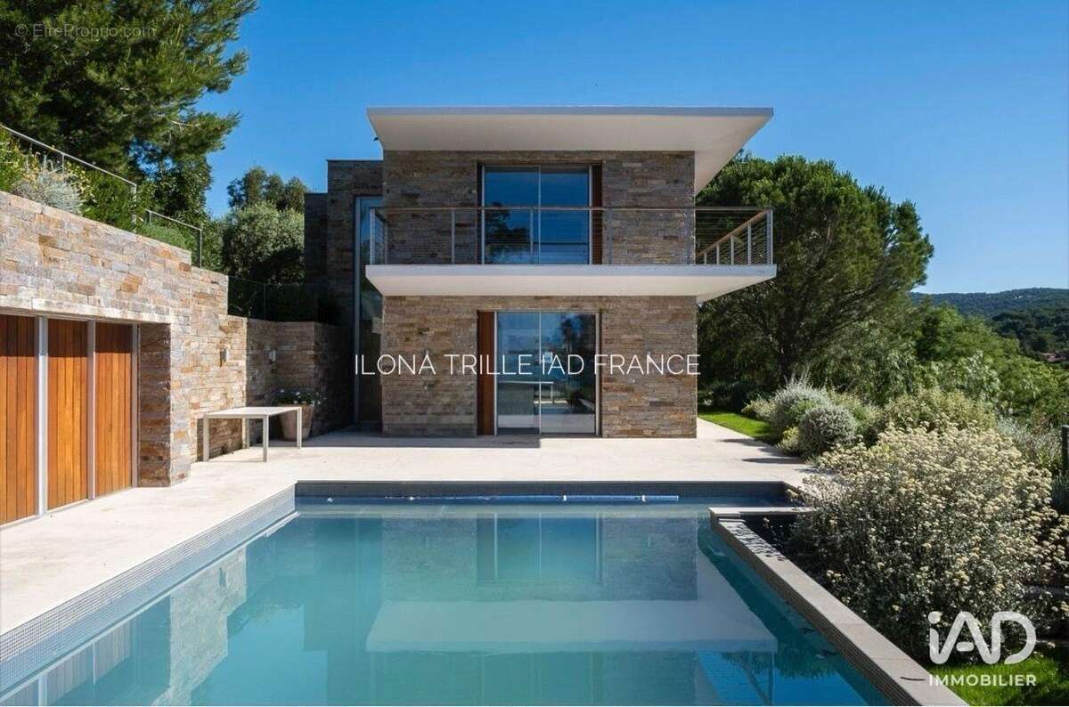 Photo 2 - Maison à LA CROIX-VALMER