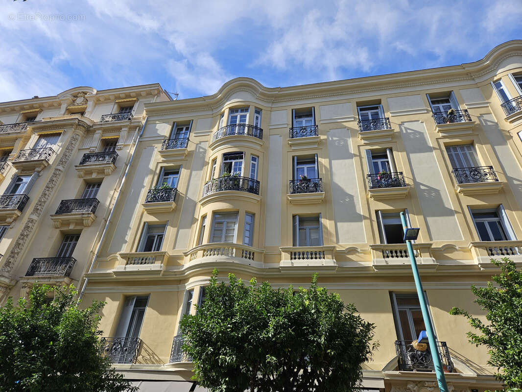 Appartement à MENTON