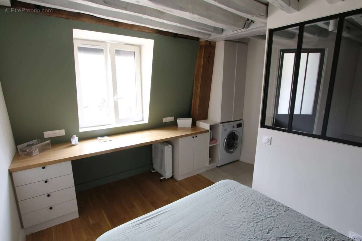 Appartement à PARIS-6E