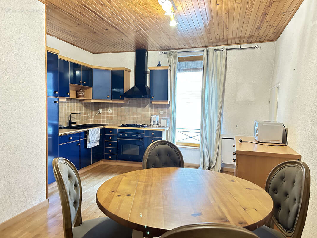 Maison à CORNEILHAN