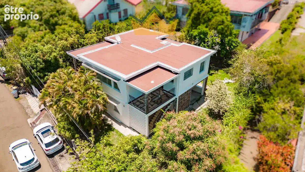 Photo Maison à Fort-De-France au prix de 410 000€
