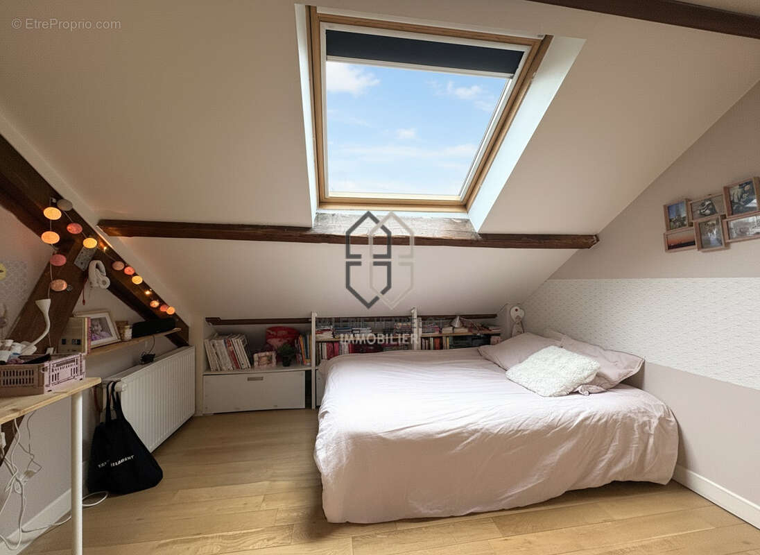 Appartement à SAINT-MAUR-DES-FOSSES