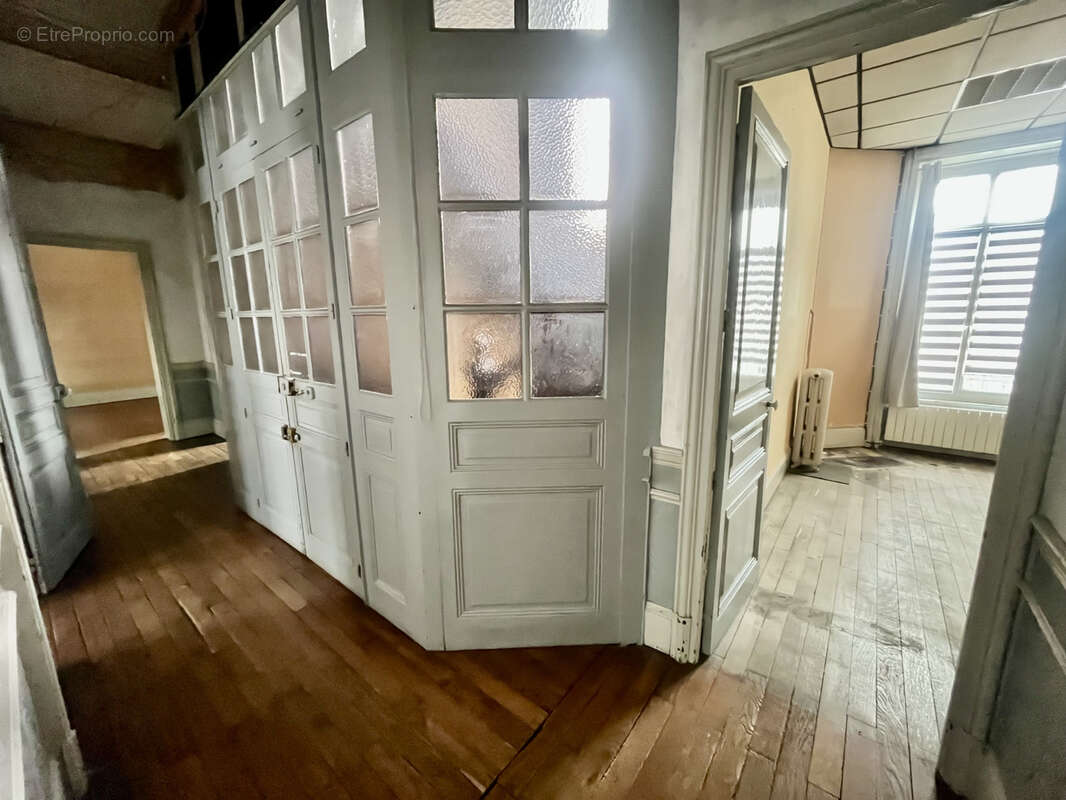Appartement de 140 m2 dans immeuble remarquable à deux pas des Halles - photo 17
