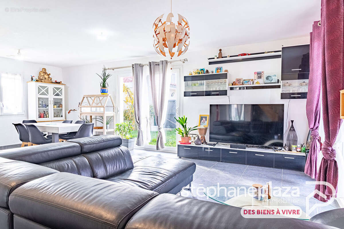 Maison à CORCELLES-EN-BEAUJOLAIS