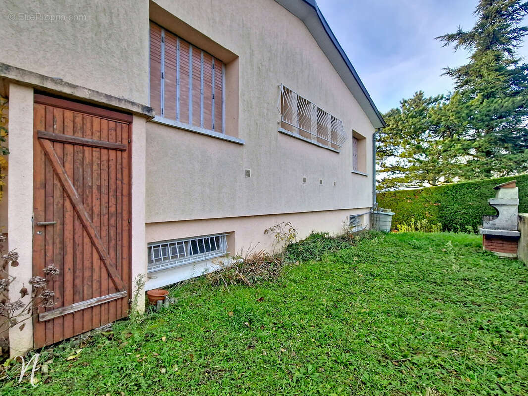 Maison à COMMUNAY